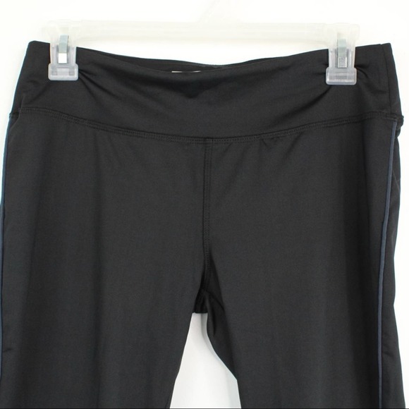 Women’s Reflex Capris Leggings, Zipper Pocket, Black, Gray Stripe, Size Large - Picture 3 of 8